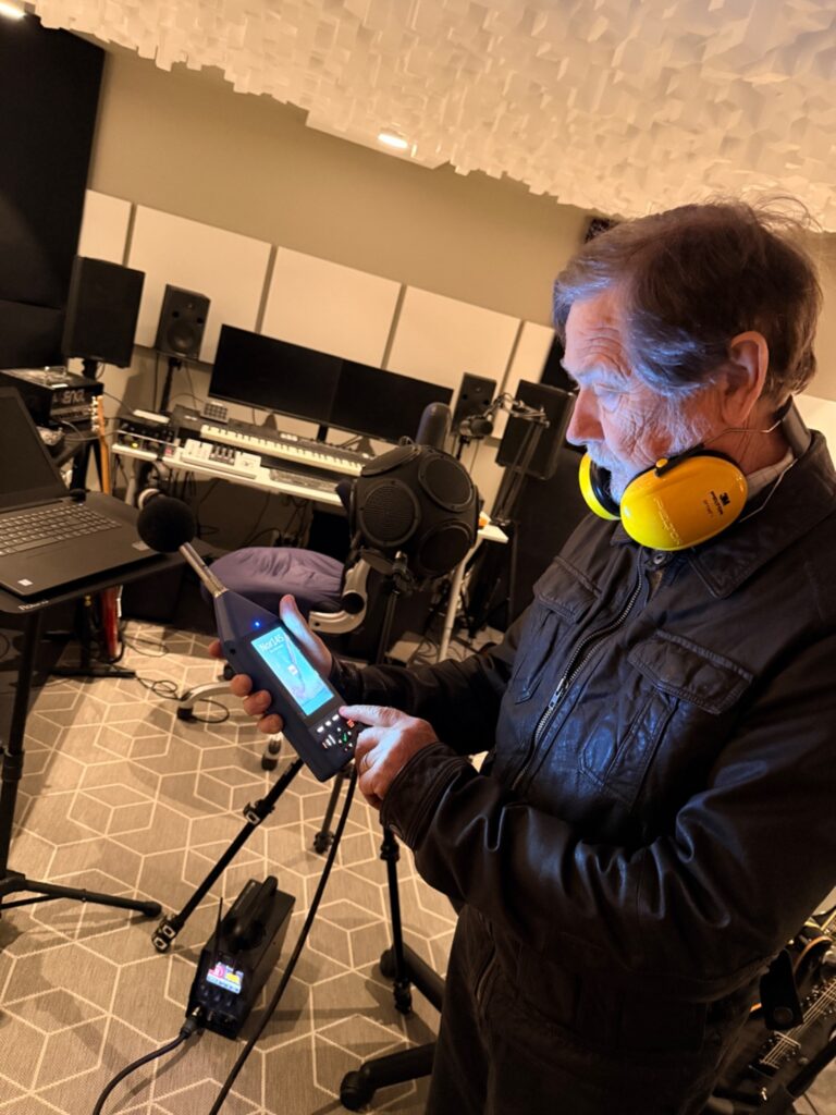 Lydmåling med Norsonic Nor145 i musikkstudioet